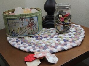Old-Fashioned Braided Rug Placemat Featured
