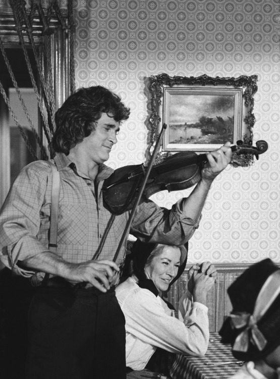 Pa playing the fiddle - 10 Things Pa Taught us About Life in Little House on the Prairie